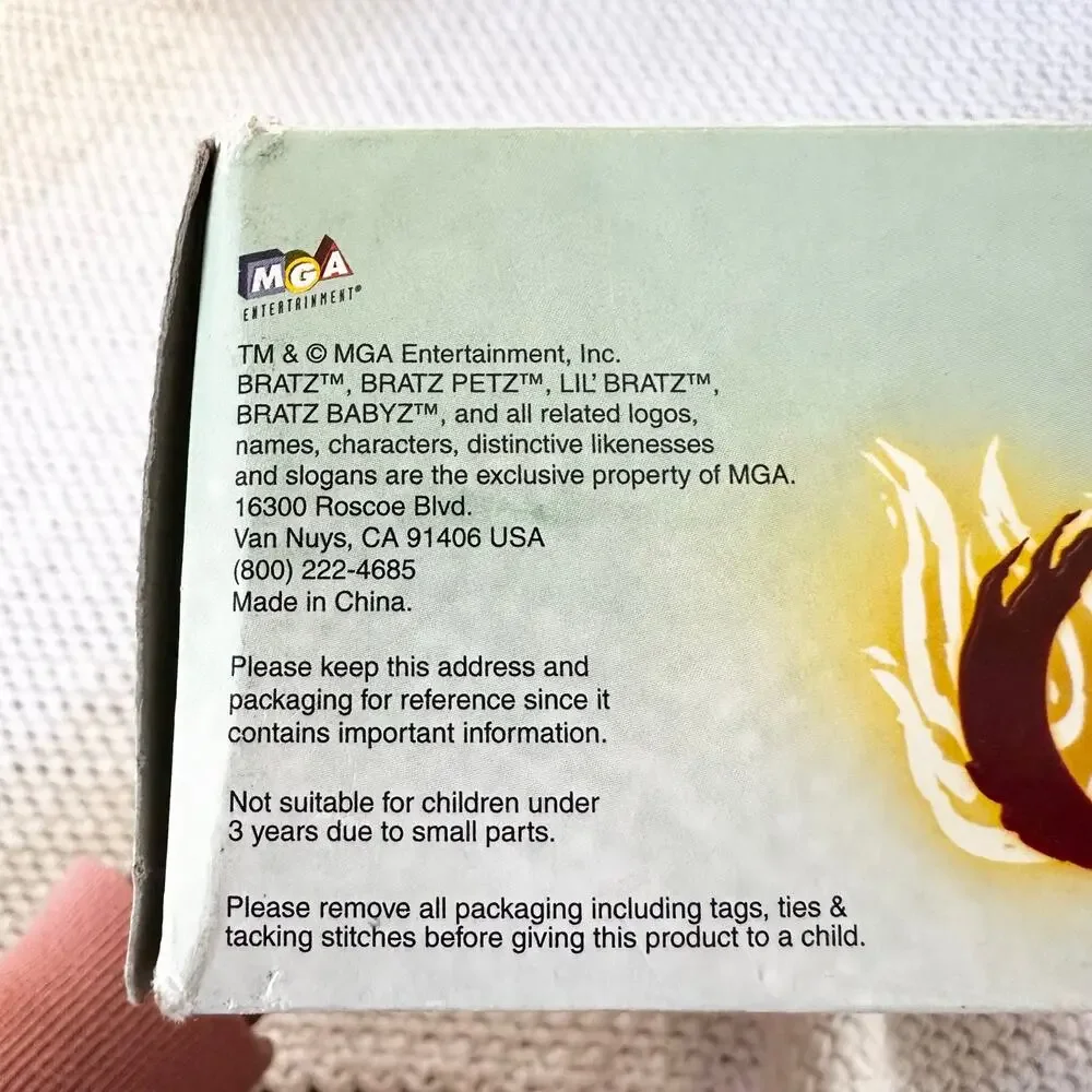 Bratz Campfire Collection Yasmin NIB Original Packaging Vintage Rare MGA 2005
